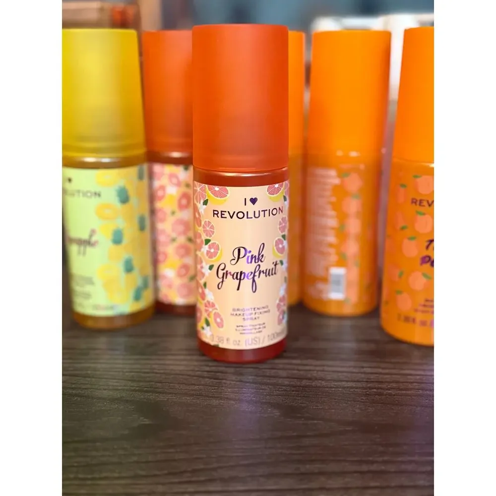 6/$25 NWT I Heart Revolution Pink Grapefruit Brightening Fixing Spray